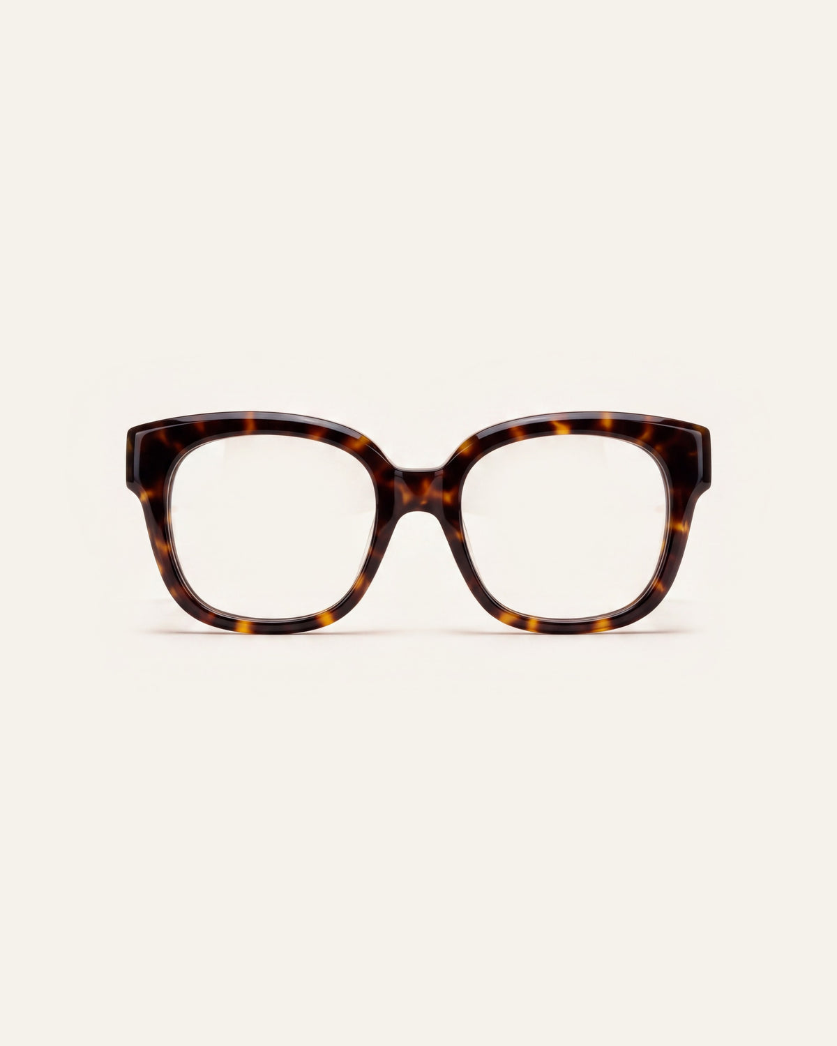 Chloe in tortoiseshell, front