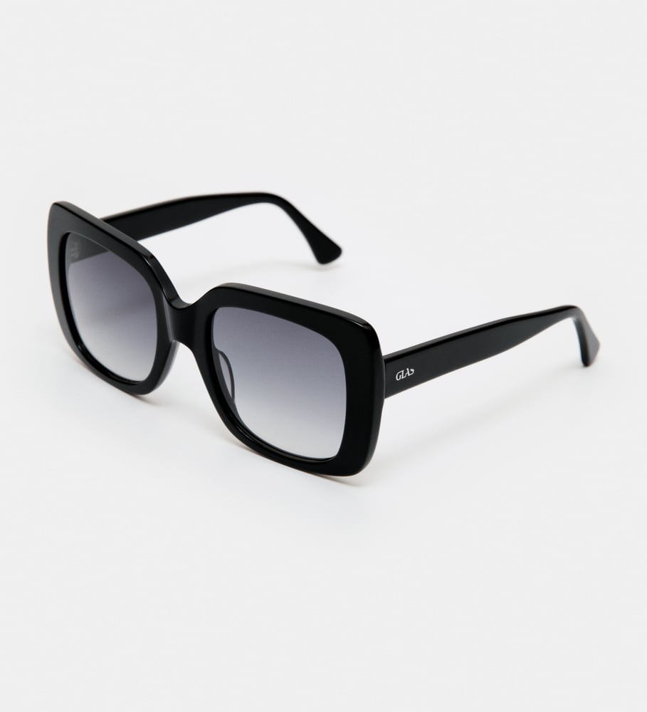 Mio Black Sunglasses