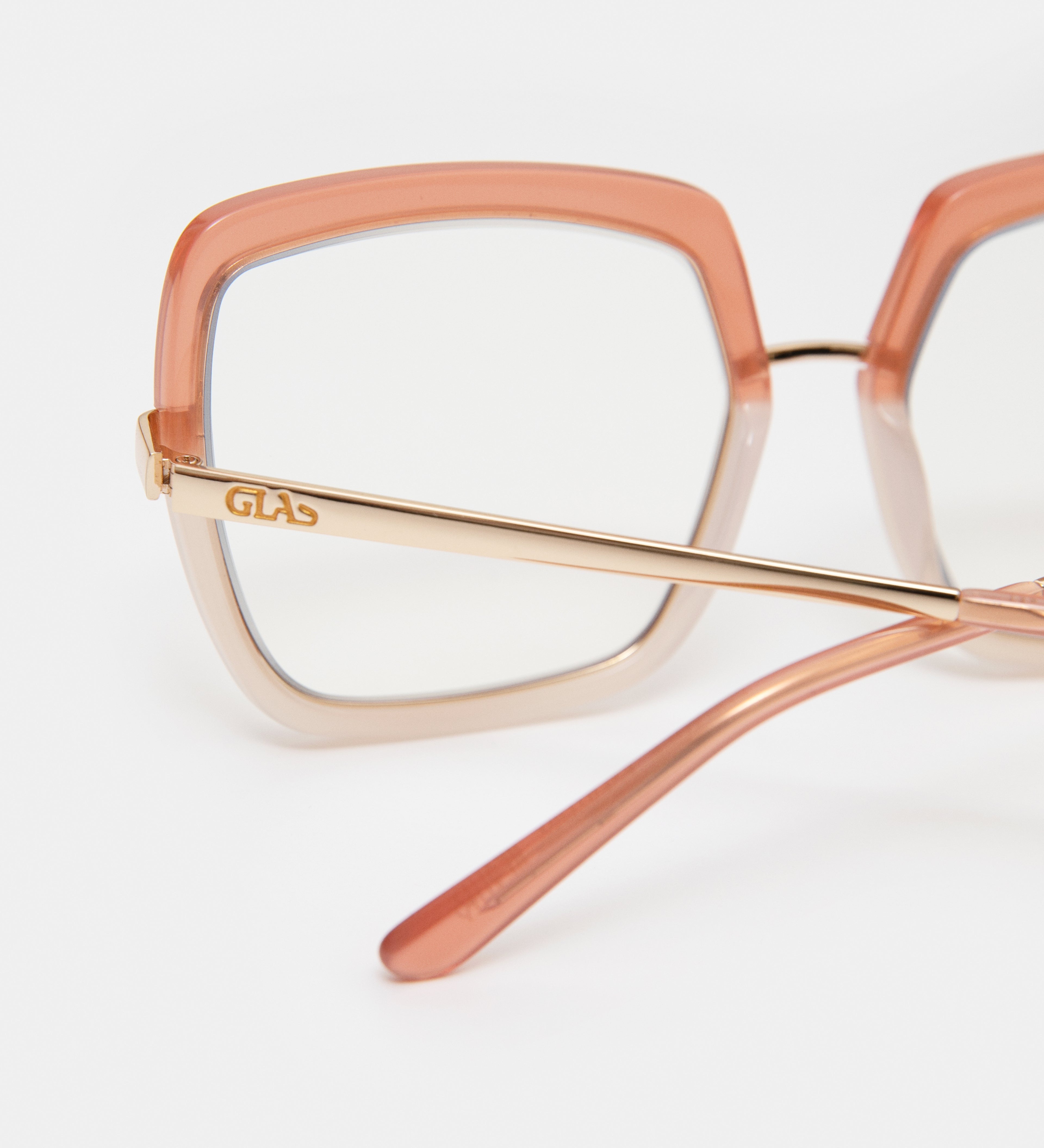 Miranda Raspberry Blue Light